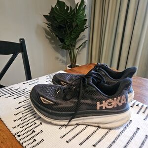 Hoka Womens Clifton 9 Black and Rose Gold Running Shoes